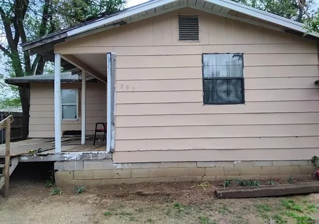 3rd image of 607 W Cheyenne St, El Reno, OK 73036 | MLS# 1225656