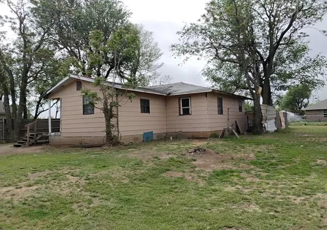 4th image of 607 W Cheyenne St, El Reno, OK 73036 | MLS# 1225656