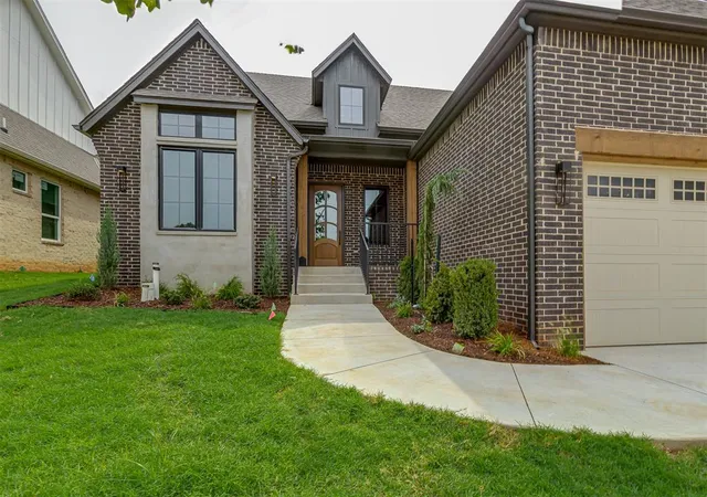 2nd image of 3924 Shady Hill Trl, Edmond, OK 73034 | MLS# 1225801