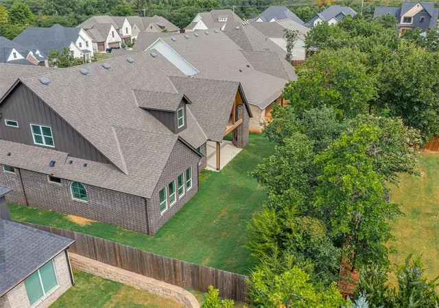 47th image of 3924 Shady Hill Trl, Edmond, OK 73034 | MLS# 1225801