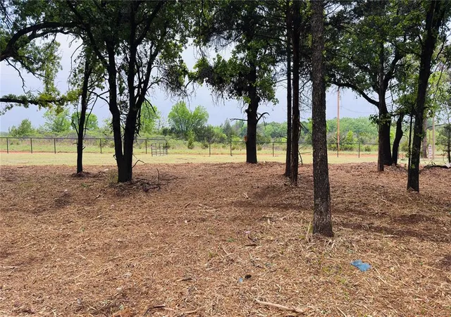Photo 1 of Land for sale at 5928 Crest Dr, Guthrie, OK 73044 | MLS# 1225830 | Listing updated on 2026-09-21