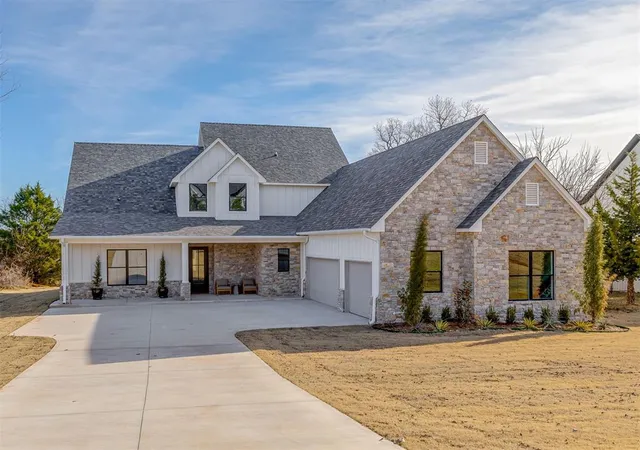 1st image of 3442 Red Ridge Dr, Blanchard, OK 73010 | MLS# 1225888