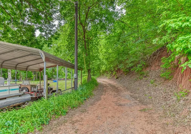 Homes for sale in Hinton, OK | 22251 W Fifth St, Hinton, OK 73047 | MLS# 1225906