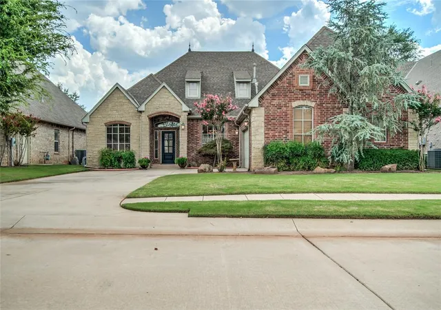 Homes for sale in Oklahoma City, OK | 3408 Stone Brook Ct, Oklahoma City, OK 73120 | MLS# 1225972
