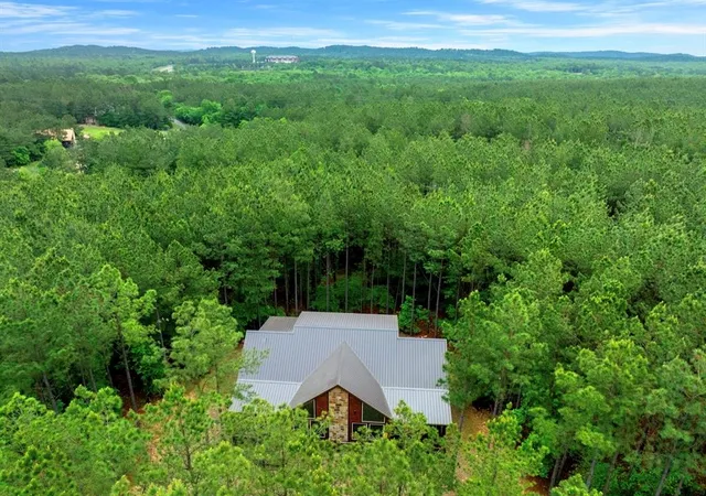 Photo 3 of Single family home for sale at 138 Lost Crk Trl, Broken Bow, OK 74728 | MLS# 1226025 | Listing updated on 2026-08-04