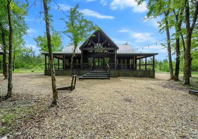 Photo 3 of Sale Pending at 221 Red Holly Trl, Broken Bow, OK 74728 | MLS# 1226105 | Listing updated on 2026-08-04