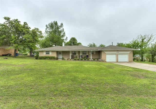 1st image of 13708 Ne 9th St, Choctaw, OK 73020 | MLS# 1226107