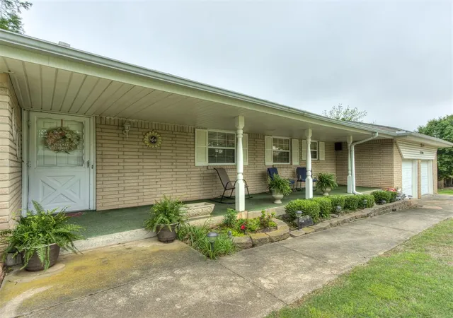 4th image of 13708 Ne 9Th St, Choctaw, OK 73020 | MLS# 1226107
