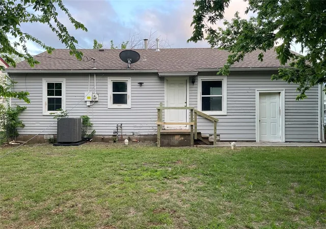 Homes for sale in Del City, OK | 4721 Se 24Th St, Del City, OK 73115 | MLS# 1226111