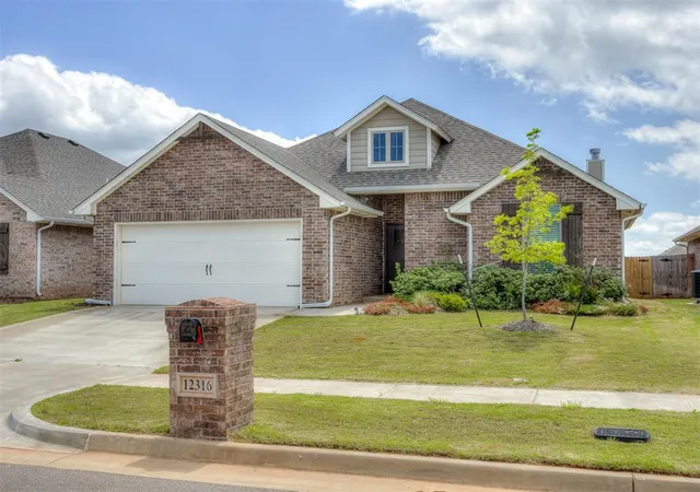 Photo 1 of Single family home for sale at 12316 Sw 31st Street, Yukon, OK 73099 | MLS# 1226151 | Listing updated on 2026-08-08