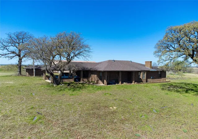 Homes for sale in Leon, OK | 27502 Agate Rd, Leon, OK 73441 | MLS# 1226153