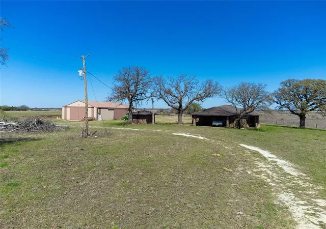 Homes for sale in Leon, OK | 27502 Agate Rd, Leon, OK 73441 | MLS# 1226153