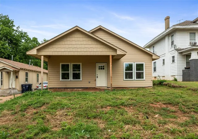 Homes for sale in Oklahoma City, OK | 1425 Ne 9th St, Oklahoma City, OK 73117 | MLS# 1226237