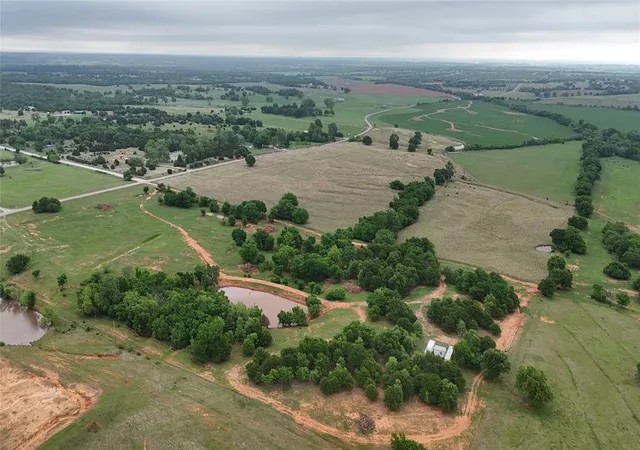 5th image of 999 240Th St, Blanchard, OK 73010 | MLS# 1226247