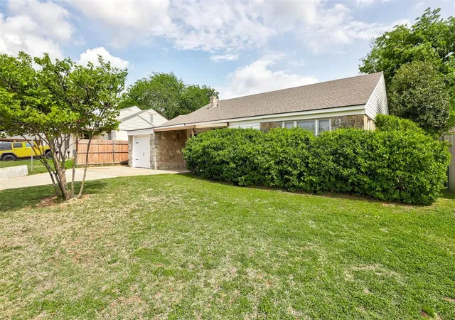 Photo 3 of Single family home for sale at 1440 Johnston Dr, Oklahoma City, OK 73119 | MLS# 1226264 | Listing updated on 2026-08-17