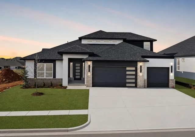 Photo 2 of Single family home for sale at 15609 Egerton Pl, Edmond, OK 73013 | MLS# 1226288 | Listing updated on 2026-09-20