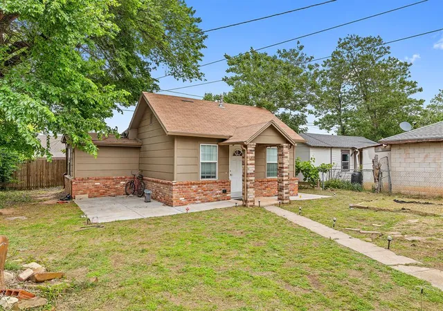 2nd image of 3629 Nw 14th St, Oklahoma City, OK 73107 | MLS# 1226351