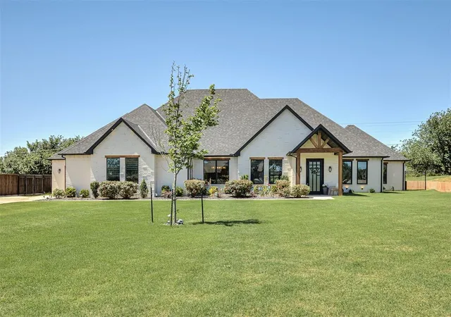 Photo 1 of Single family home for sale at 10609 Quail Reserve Rd, Oklahoma City, OK 73173 | MLS# 1226359 | Listing updated on 2026-09-18