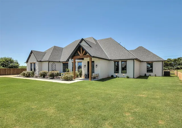 Photo 3 of Single family home for sale at 10609 Quail Reserve Rd, Oklahoma City, OK 73173 | MLS# 1226359 | Listing updated on 2026-09-18