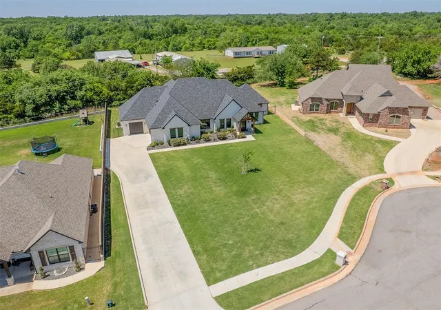 Photo 3 of Single family home for sale at 10609 Quail Reserve Rd, Oklahoma City, OK 73173 | MLS# 1226359 | Listing updated on 2026-09-18