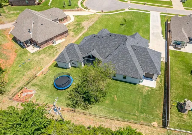 Photo 4 of Single family home for sale at 10609 Quail Reserve Rd, Oklahoma City, OK 73173 | MLS# 1226359 | Listing updated on 2026-09-18