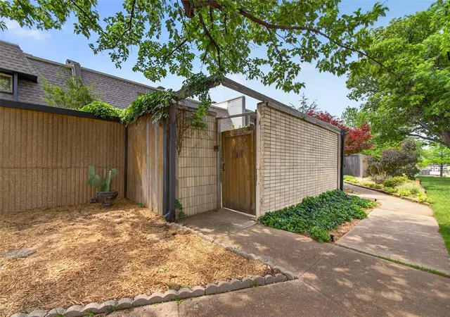 4th image of 4340 Nw 63Rd St #15, Oklahoma City, OK 73116 | MLS# 1226383