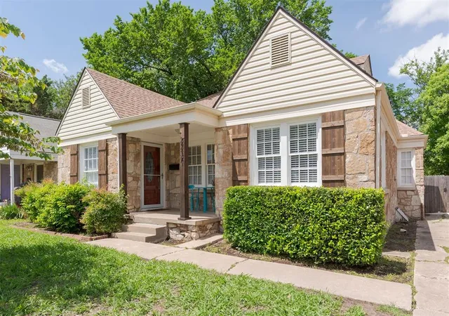 1st image of 2237 Nw 30th St, Oklahoma City, OK 73112 | MLS# 1226393