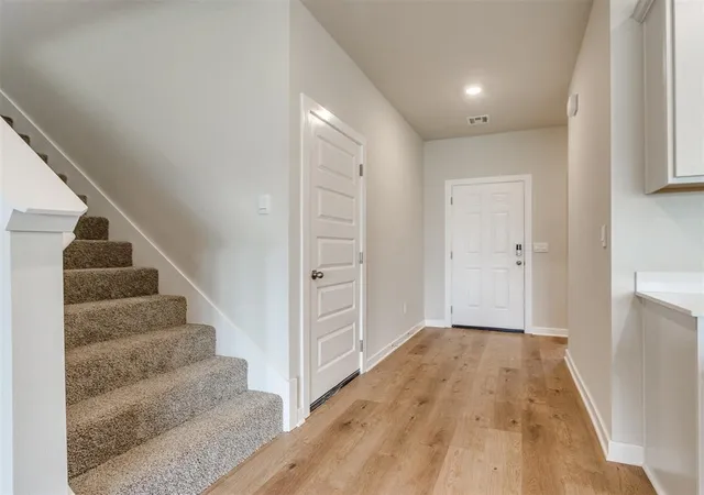 2nd image of 2616 Otis Ln, Yukon, OK 73099 | MLS# 1226425