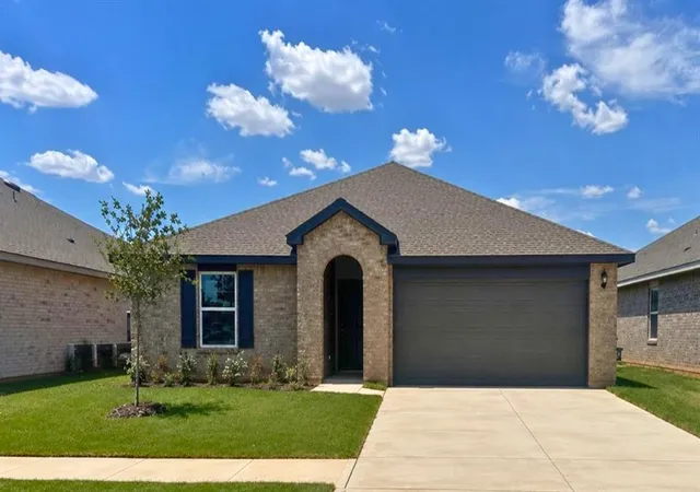 Single family home for sale at 16205 Cherokee Trl, Piedmont, OK 73078 | MLS# 1226474