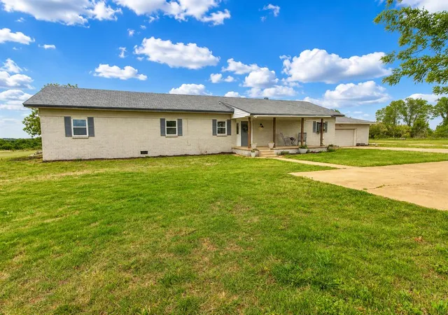 Photo 3 of Single family home for sale at 1396 County St 2960 St, Blanchard, OK 73010 | MLS# 1226525 | Listing updated on 2026-08-16