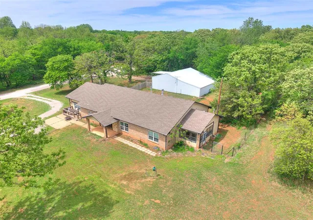 1st image of 6713 Lago Ranchero Dr, Norman, OK 73026 | MLS# 1226546