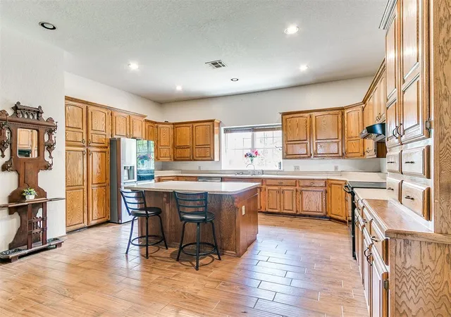 3rd image of 6713 Lago Ranchero Dr, Norman, OK 73026 | MLS# 1226546