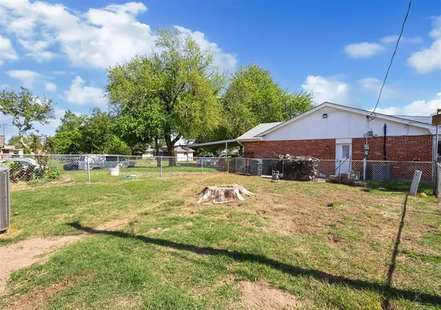 Homes for sale in Del City, OK | 4301 Suntane Rd, Del City, OK 73115 | MLS# 1226671