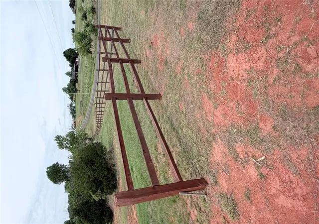 2nd image of 8202 Autumn Blaze, Blanchard, OK 73010 | MLS# 1226718