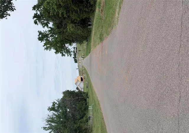 6th image of 8202 Autumn Blaze, Blanchard, OK 73010 | MLS# 1226718