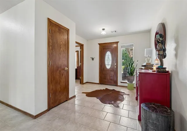 Photo 4 of Single family home for sale at 881 Moffat Rd NW, Piedmont, OK 73078 | MLS# 1226752 | Listing updated on 2026-07-10
