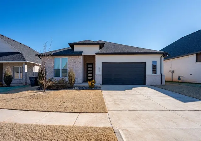 Photo 1 of Single family home for sale at 15116 Jasper Ct, Edmond, OK 73013 | MLS# 1226753 | Listing updated on 2026-08-12