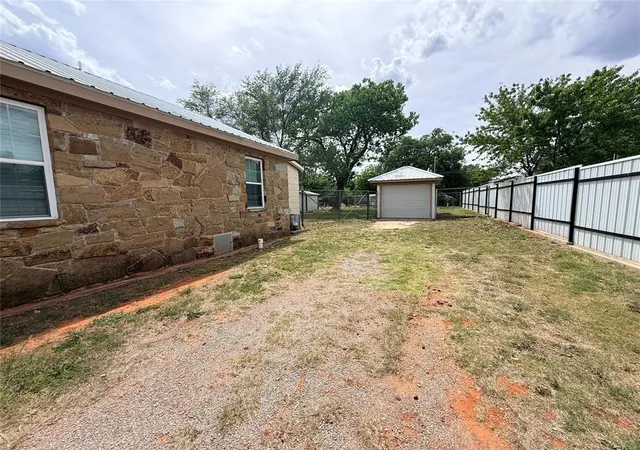 Homes for sale in Elk City, OK | 711 S Randall Ave, Elk City, OK 73644 | MLS# 1226767