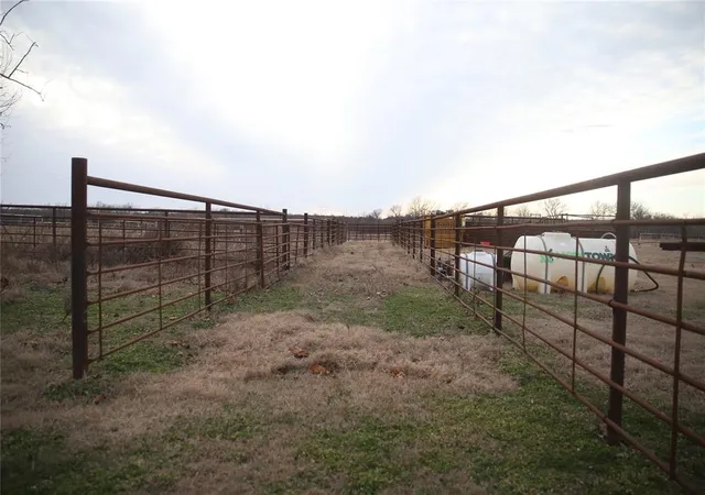 Homes for sale in Cushing, OK | 740421 S Hwy 99 Hwy, Cushing, OK 74023 | MLS# 1226800