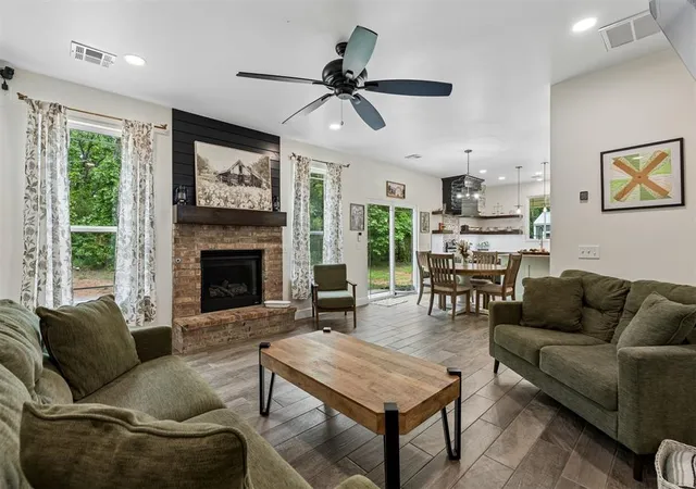 Photo 3 of Sale Pending at 9025 E Charter Oak Rd, Guthrie, OK 73044 | MLS# 1226808 | Listing updated on 2026-09-09