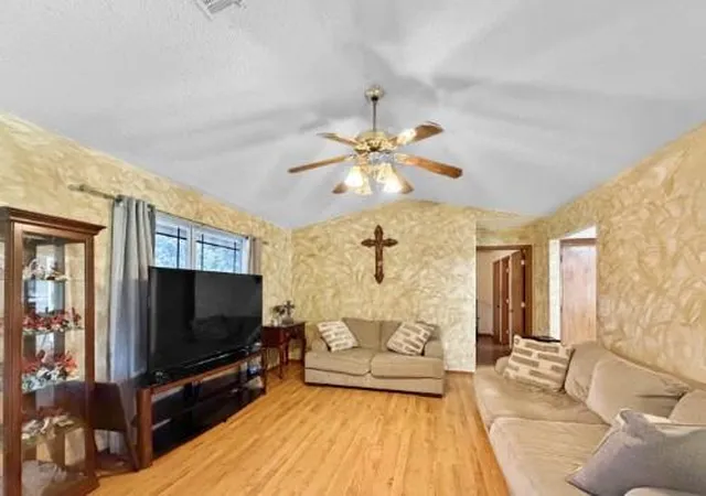 5th image of 614 Se 7Th St, Lexington, OK 73051 | MLS# 1226861