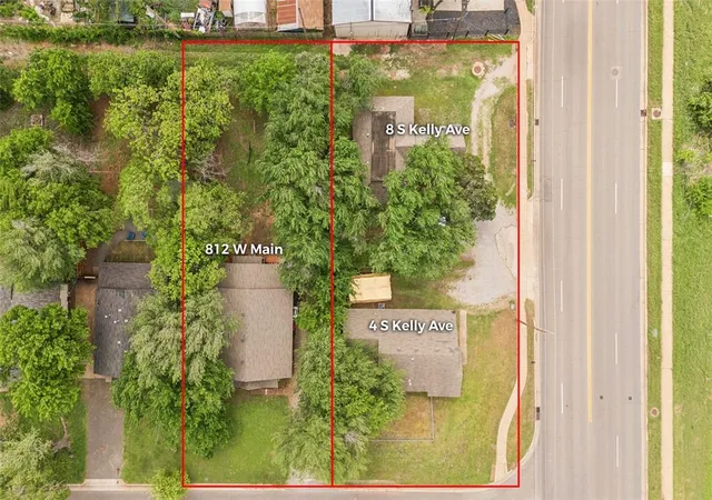 Photo 3 of Single family home for sale at 812 W Main St, Edmond, OK 73003 | MLS# 1226866 | Listing updated on 2026-05-02