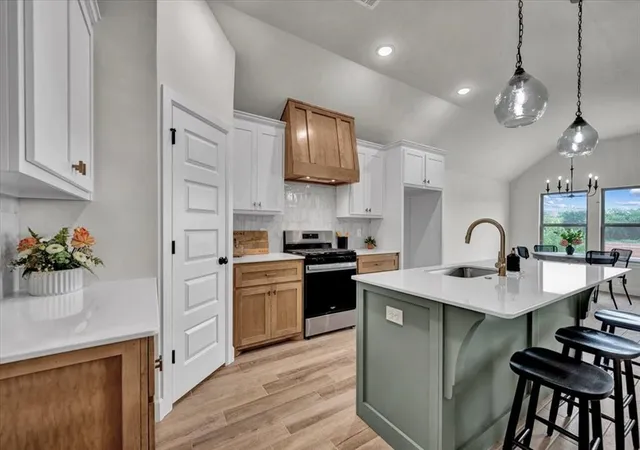 image of 1106 Azalea Farms Rd, Noble, OK 73068 | MLS# 1226929