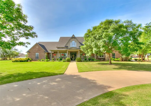 Photo 2 of Sale Pending at 2612 Nw 176th Street, Edmond, OK 73012 | MLS# 1226954 | Listing updated on 2026-09-01