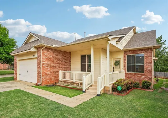 Homes for sale in Oklahoma City, OK | 9420 Lansbrook Ln, Oklahoma City, OK 73162 | MLS# 1227003