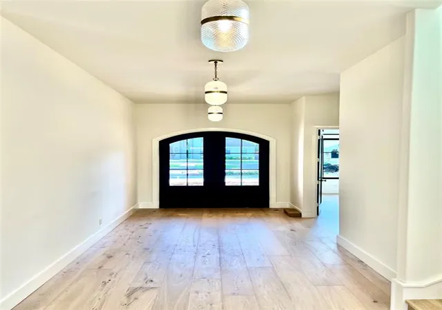 Homes for sale in Nichols Hills, OK | 1722 Huntington Ave, Nichols Hills, OK 73116 | MLS# 1227021