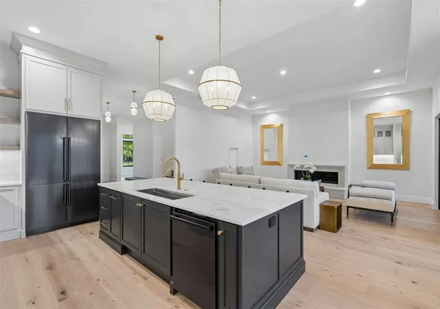 Photo 4 of Single family home for sale at 1722 Huntington Ave, Nichols Hills, OK 73116 | MLS# 1227021 | Listing updated on 2026-08-05