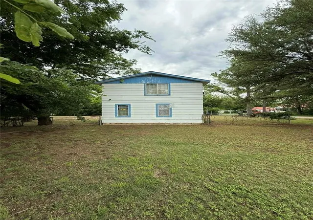 Homes for sale in Ringling, OK | 213 W H St, Ringling, OK 73456 | MLS# 1227023