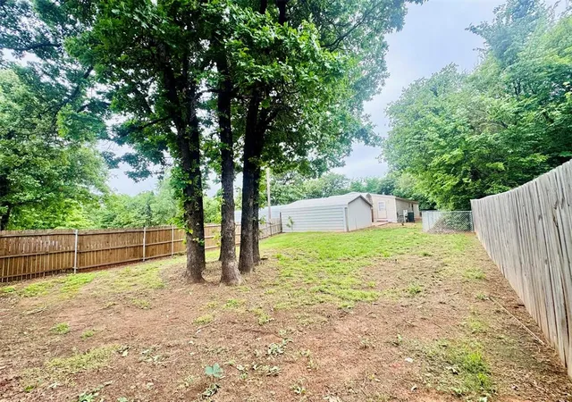3rd image of 4361 N Rabbit Run, Edmond, OK 73034 | MLS# 1227040