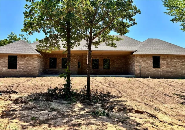 Homes for sale in Jones, OK | 2299 Pecan Ridge, Jones, OK 73049 | MLS# 1227060